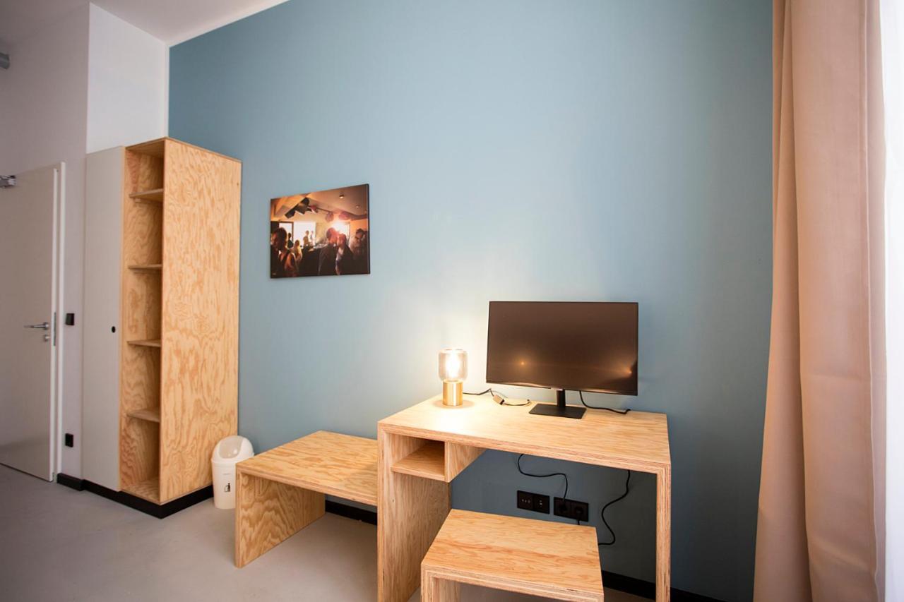 Schillinger-Berlin Am Tempelhofer Feld Aparthotel Bagian luar foto